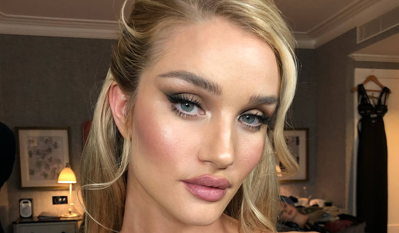 How to update an iconic '90s look