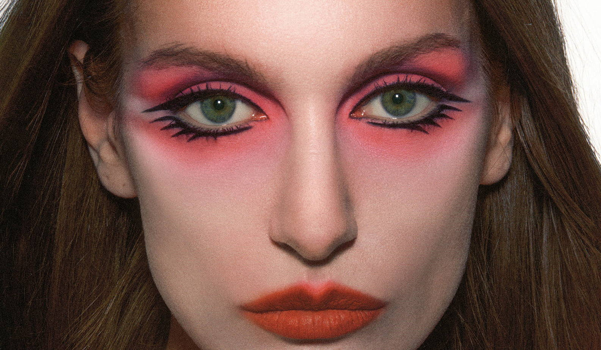 Anete Salinieka 80s Futuristic Eye Makeup Tutorial