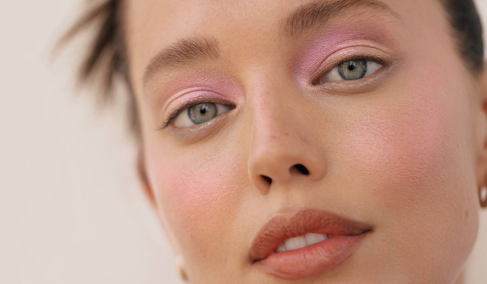 Artist In Residency: Misha Shahzada Elevates Gilded Pink Makeup