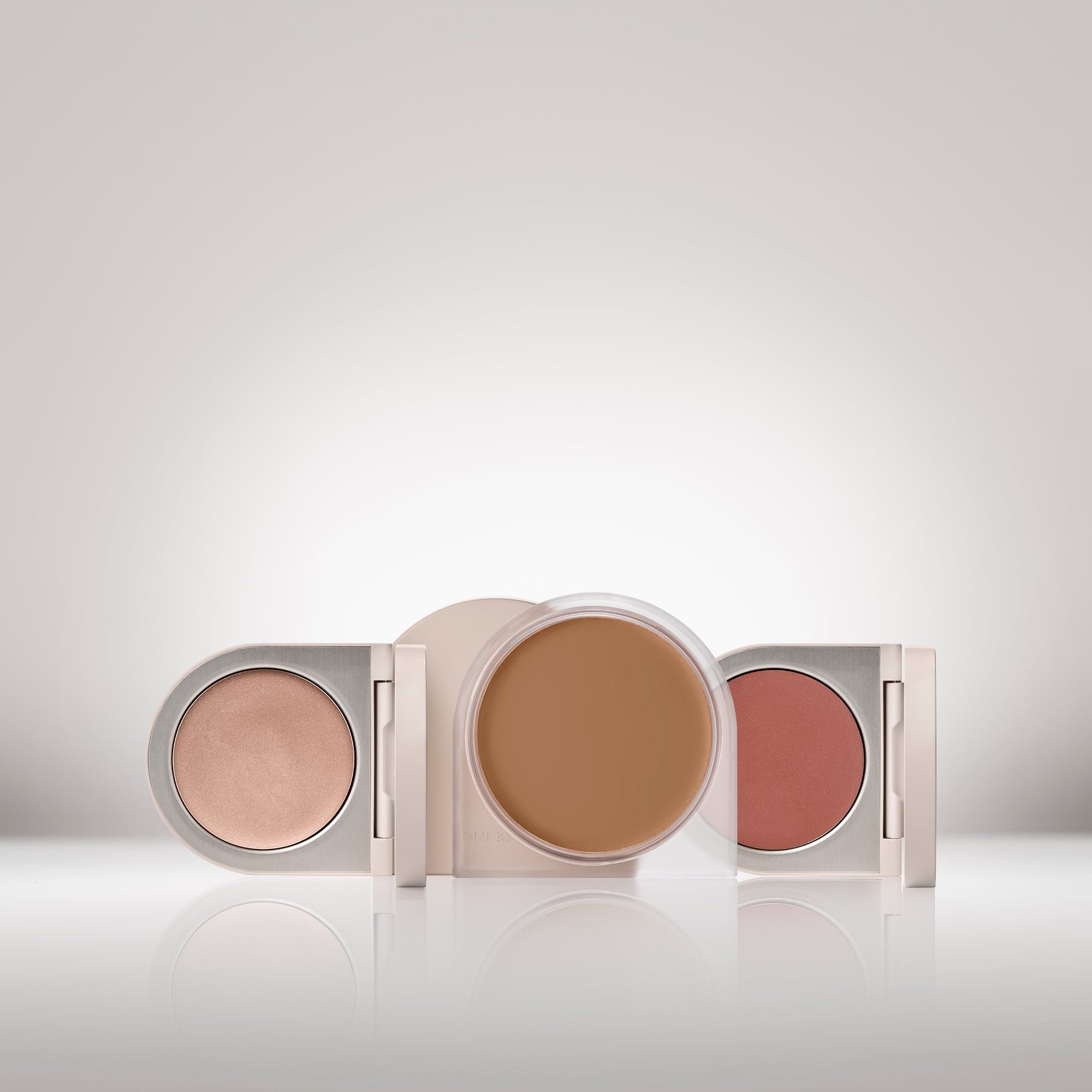 Rose Inc online only exclusive value set featuring the Solar Radiance Highlighter, Solar Infusion Bronzer and the Cream Blush. The easiest way to a natural-looking radiance.