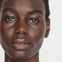 model APIO wearing the shade 31N